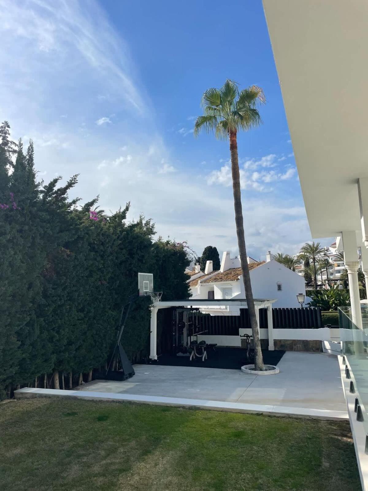 The Iconic Torremora By Better Bookings Holiday home *